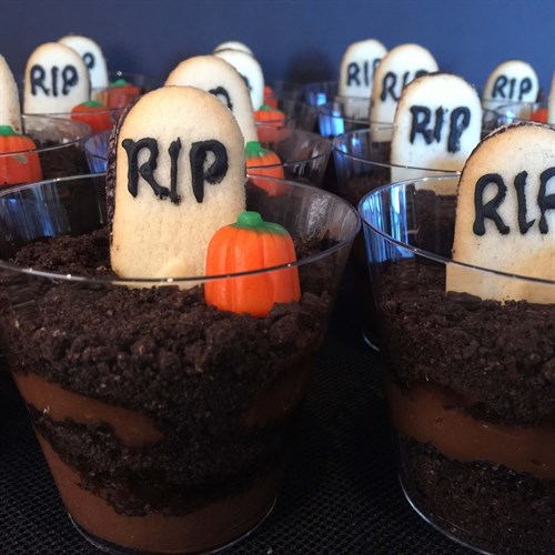 Dirt Cake Graveyard
